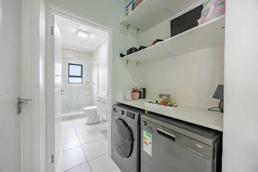 1 Bedroom Property for Sale in Richwood Western Cape